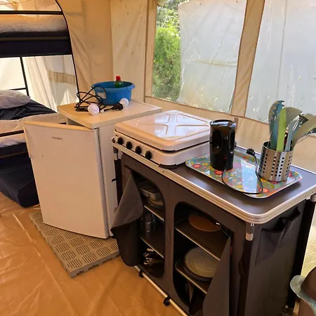 Οργανωμένο κάμπινγκ Ardennen Comfort Tent Val De Wanne